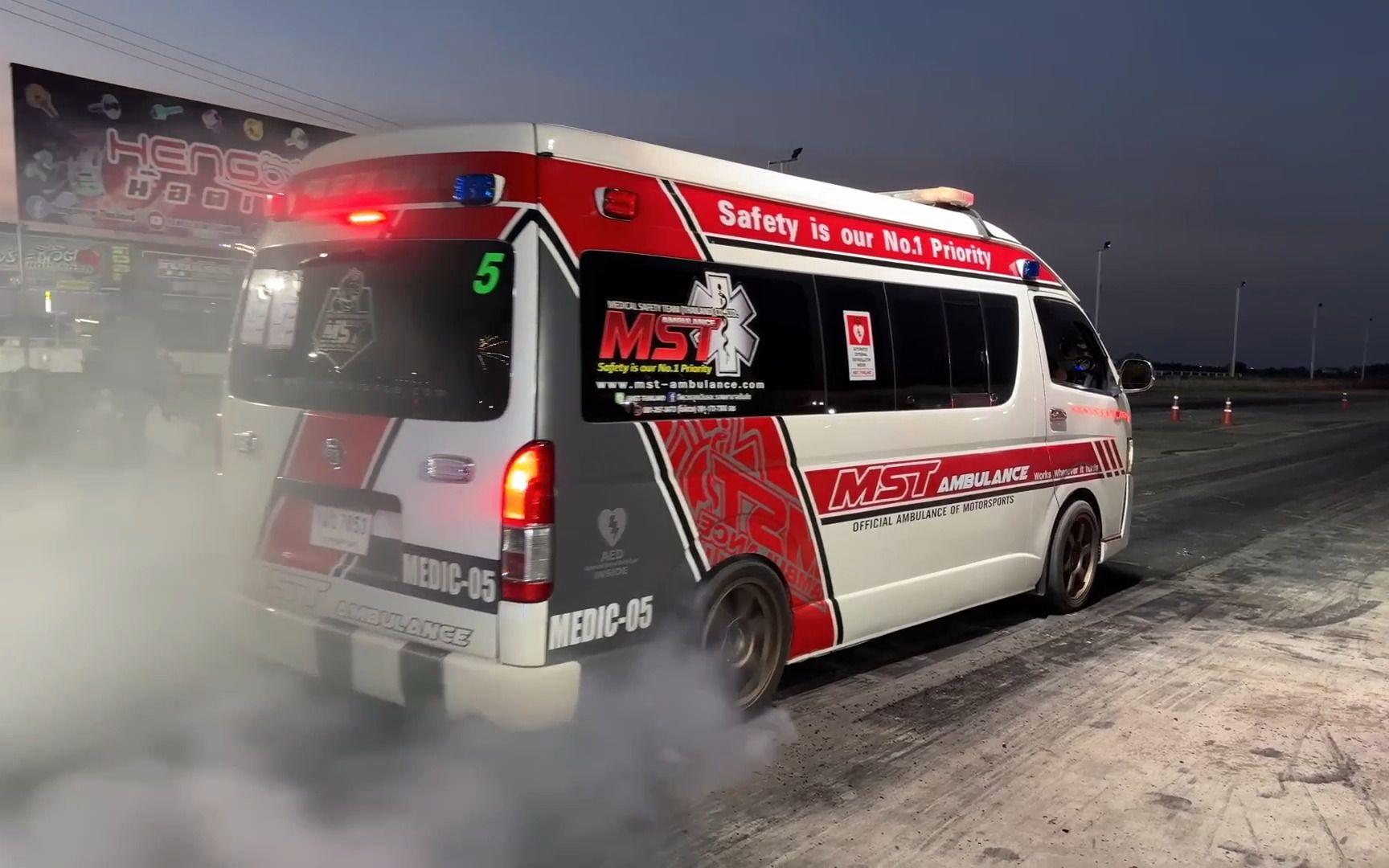 泰国救护车出警图片