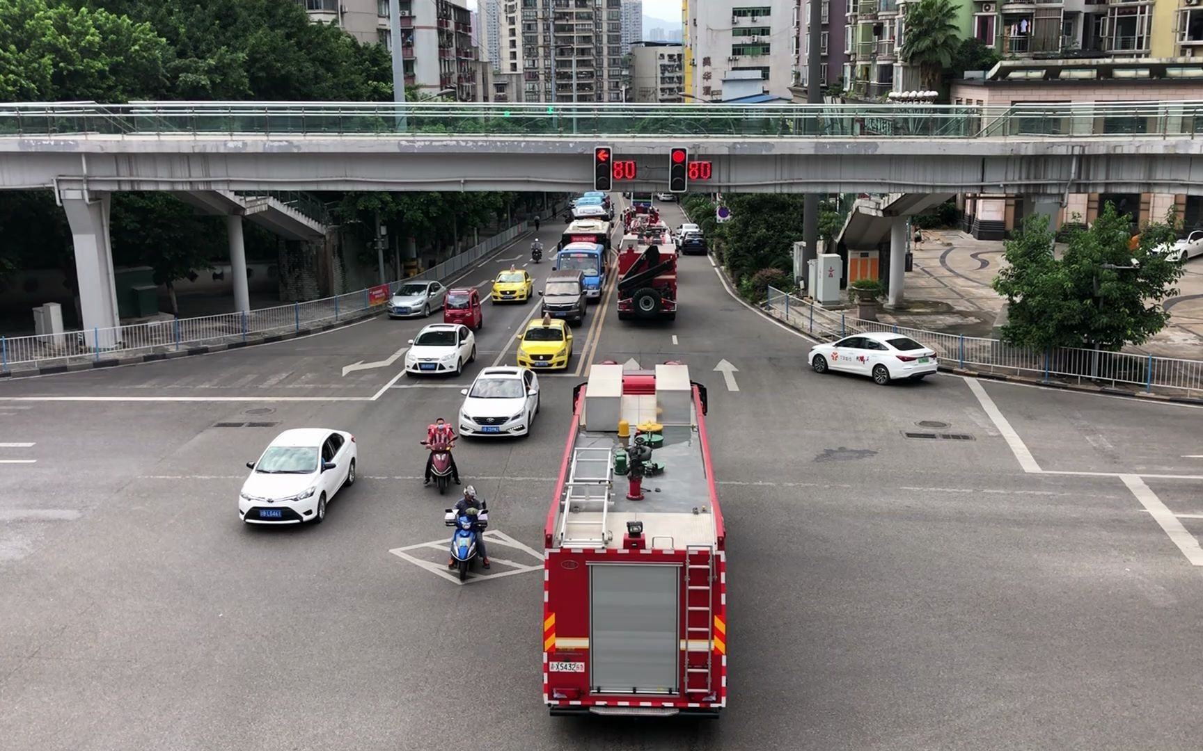 重庆南岸五小区鼓楼老街,街拍人文纪实菜市场,一座来了不想走的城市,哔哩哔哩bilibili