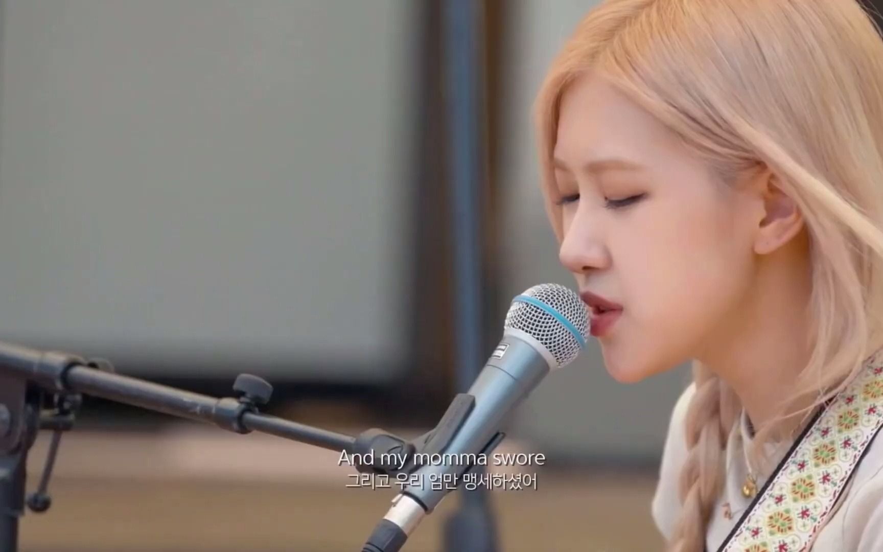 [图]210714 ROSÉ朴彩英《The Only Exception+Because I Love You+River Flows》音色真的好听到爆❣️