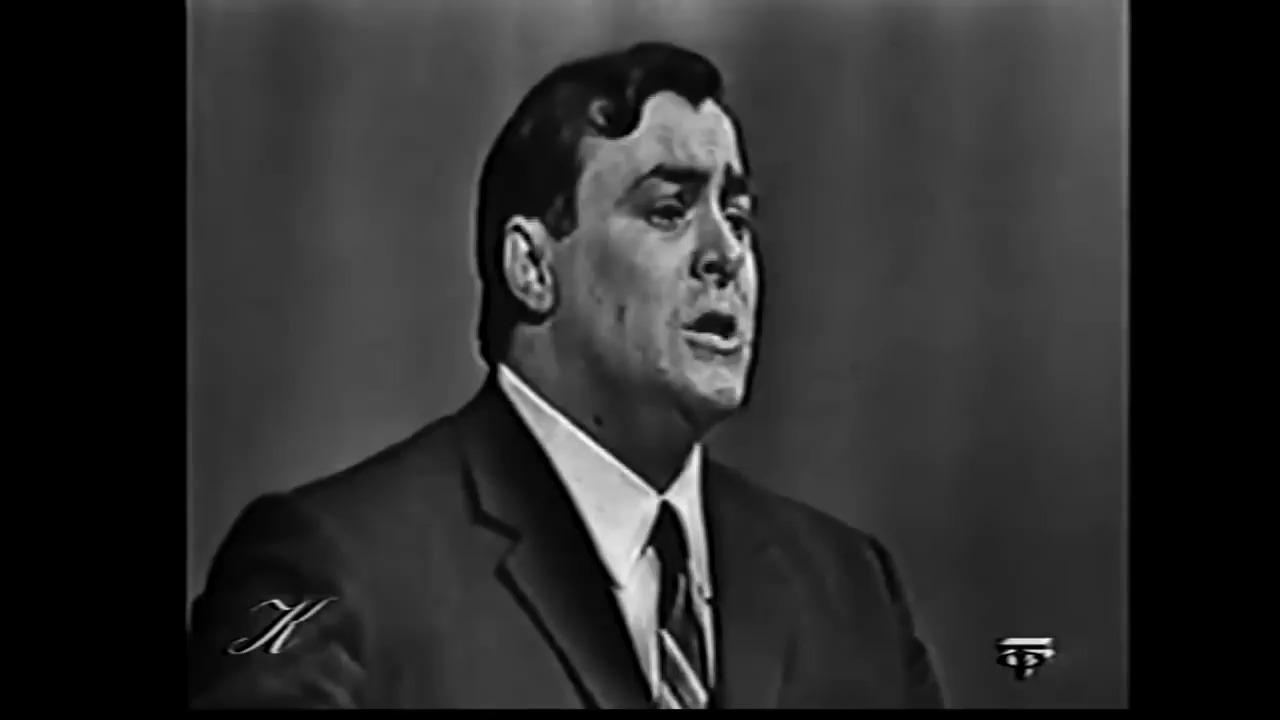 年轻的卢西亚诺·帕瓦罗蒂 la boheme che gelida manina 29