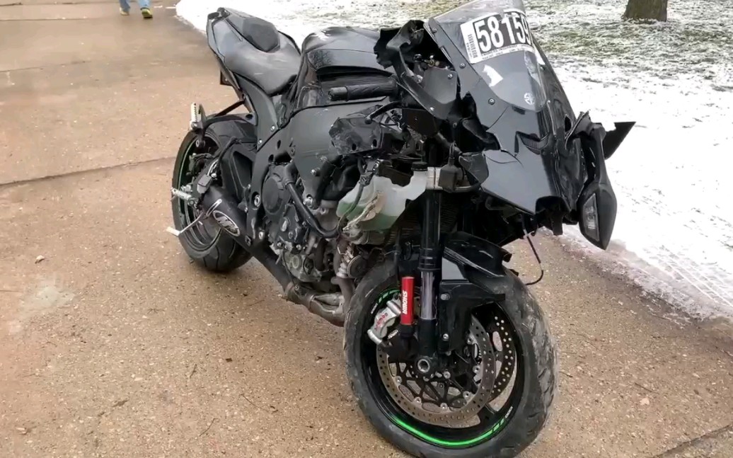 cj media修复失事的2021川崎zx10r第一集