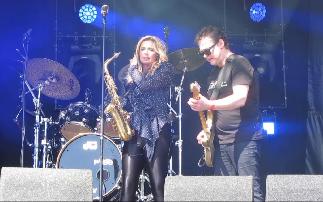 [图]【萨克斯】《莉莉曾在这里》Candy Dulfer 甘蒂达芙2018年5月5日海牙解放节现场