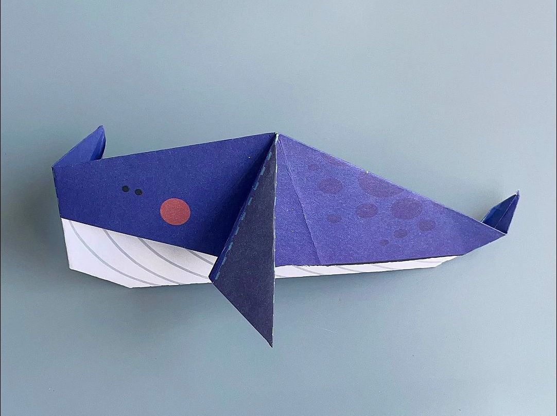 创意手工折纸,一条可爱的鲸鱼