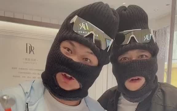 牛马兄弟演蠢贼除了山炮还像谁