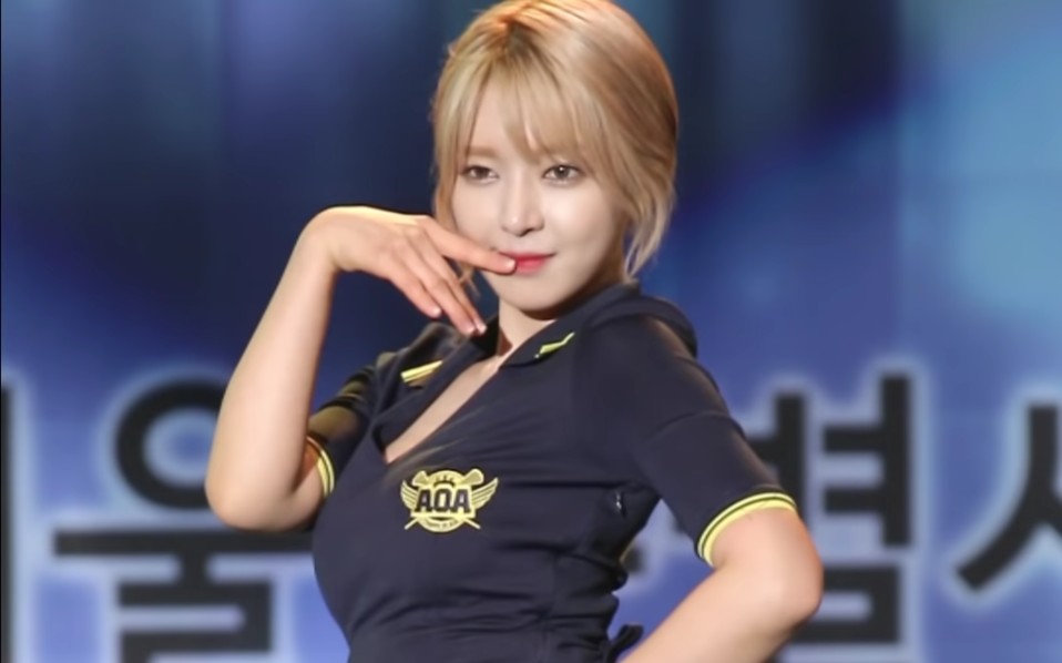 4k151028aoa短裙朴草娥饭拍