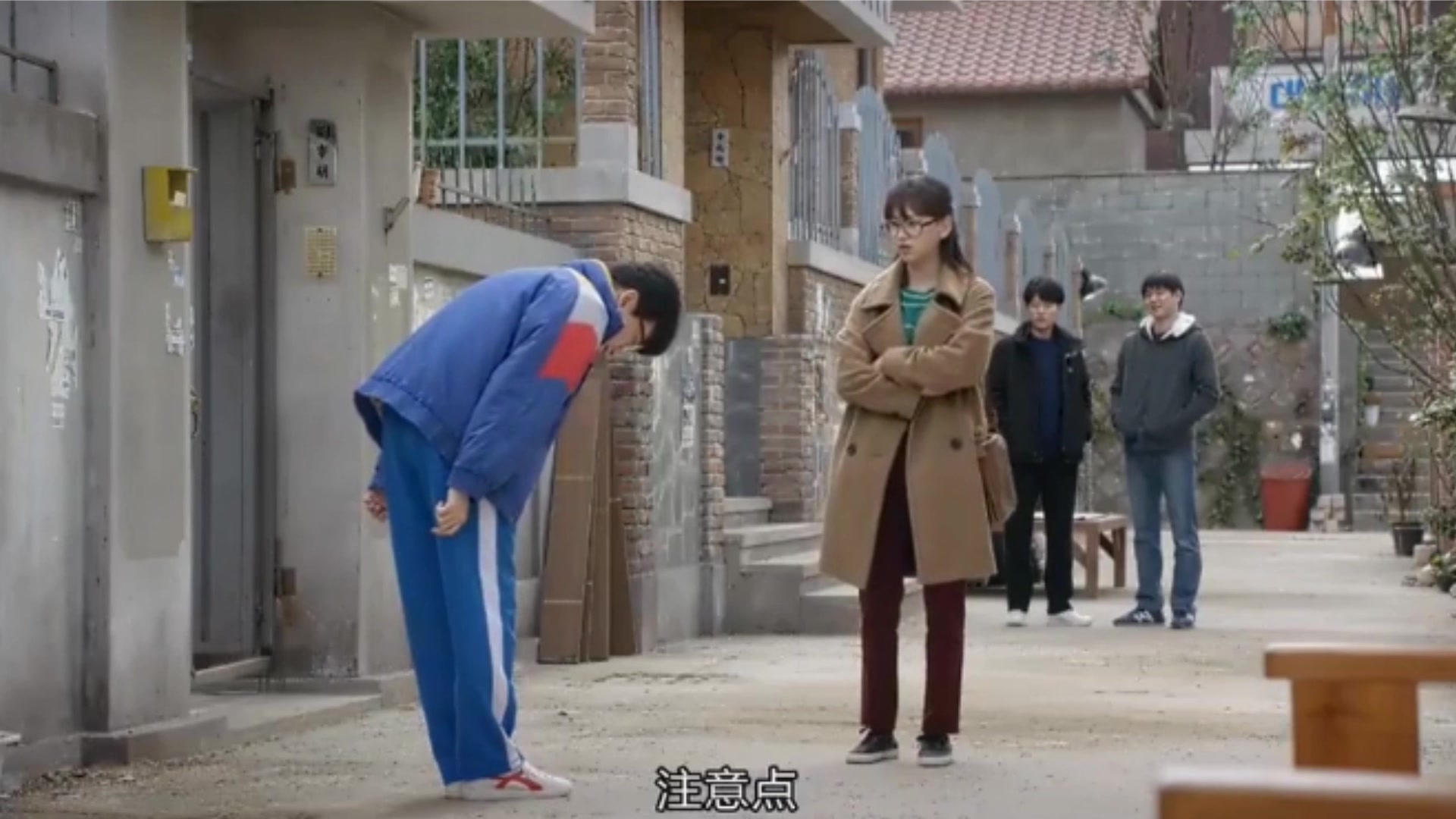 请回答1998宝拉欧尼果然是所有的大姐