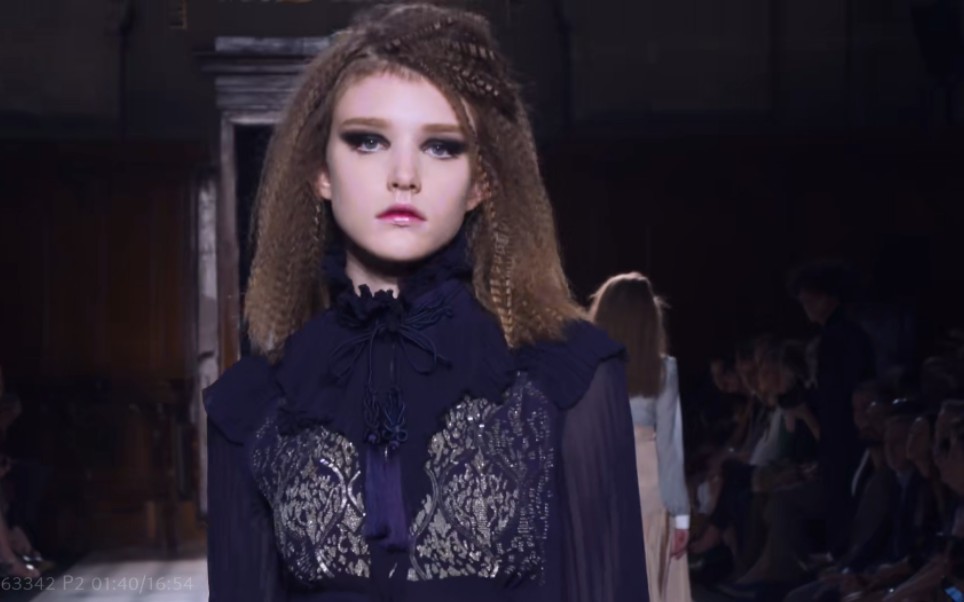 julienfournié暗色系公主t台秀性感慵懒臣服于我吧