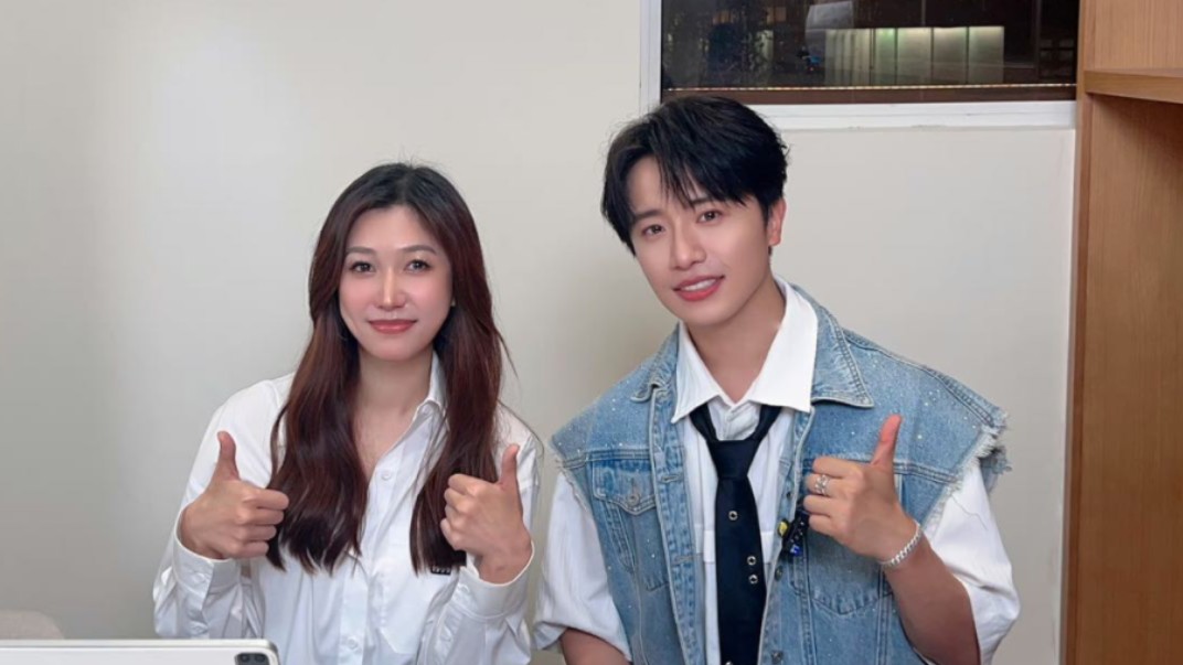 伯远做客动感101水滴湖音乐会采访,宣传巡回演唱会,首站2024.5.25重庆