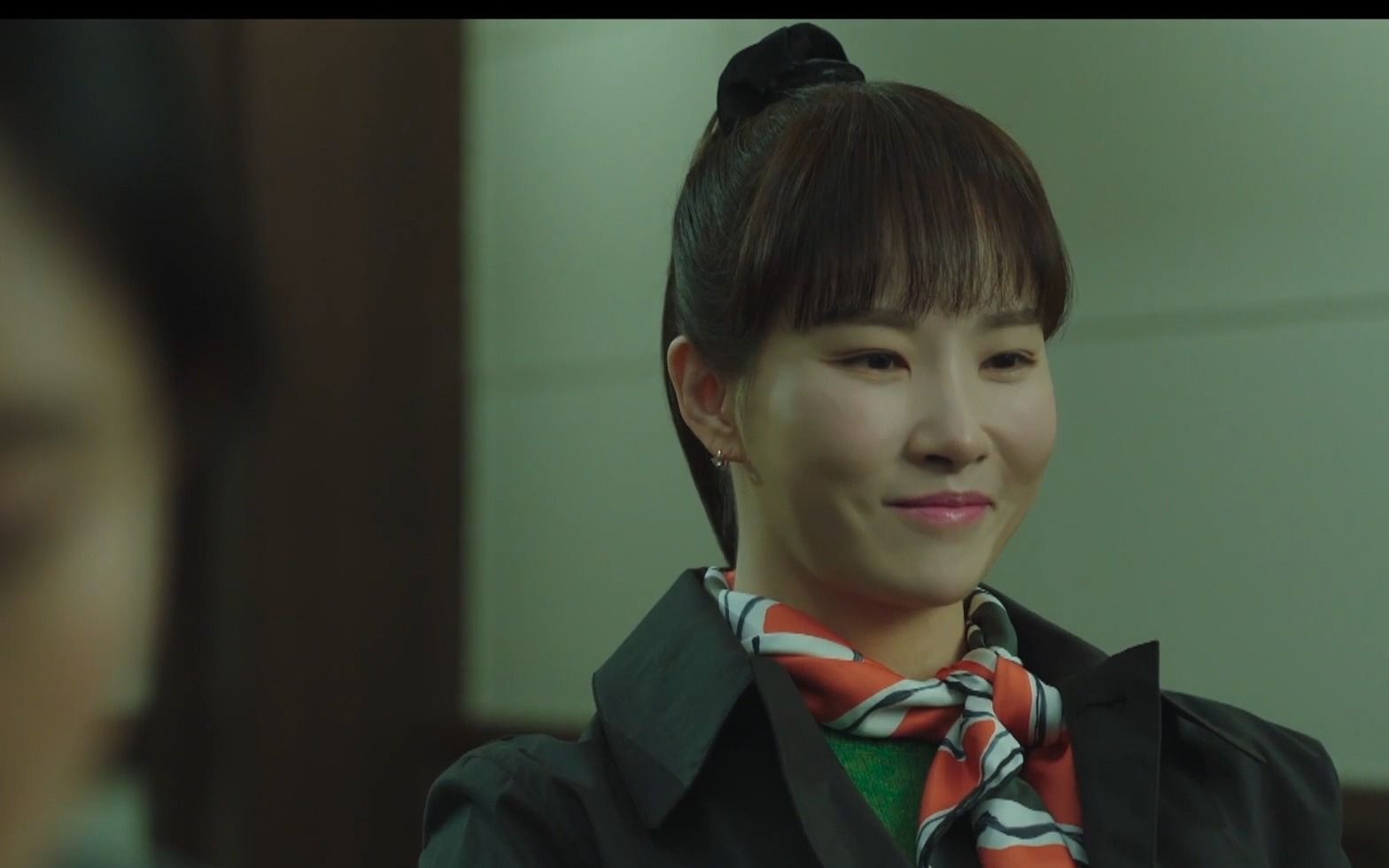 【韩剧法之帝国】二十年前,韩惠律爱上了正义帅气的罗根宇,为了嫁给他