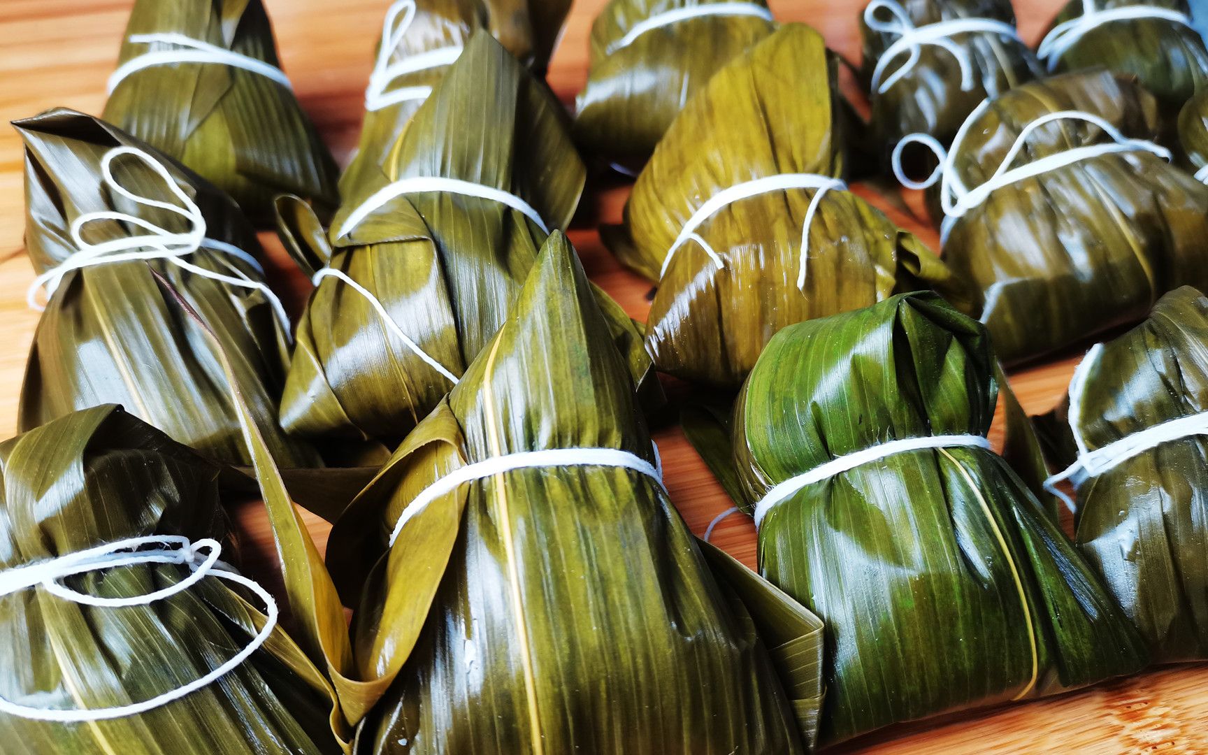 明天就端午节了,教您四角粽子的做法,不夹生不漏米,3秒钟一个