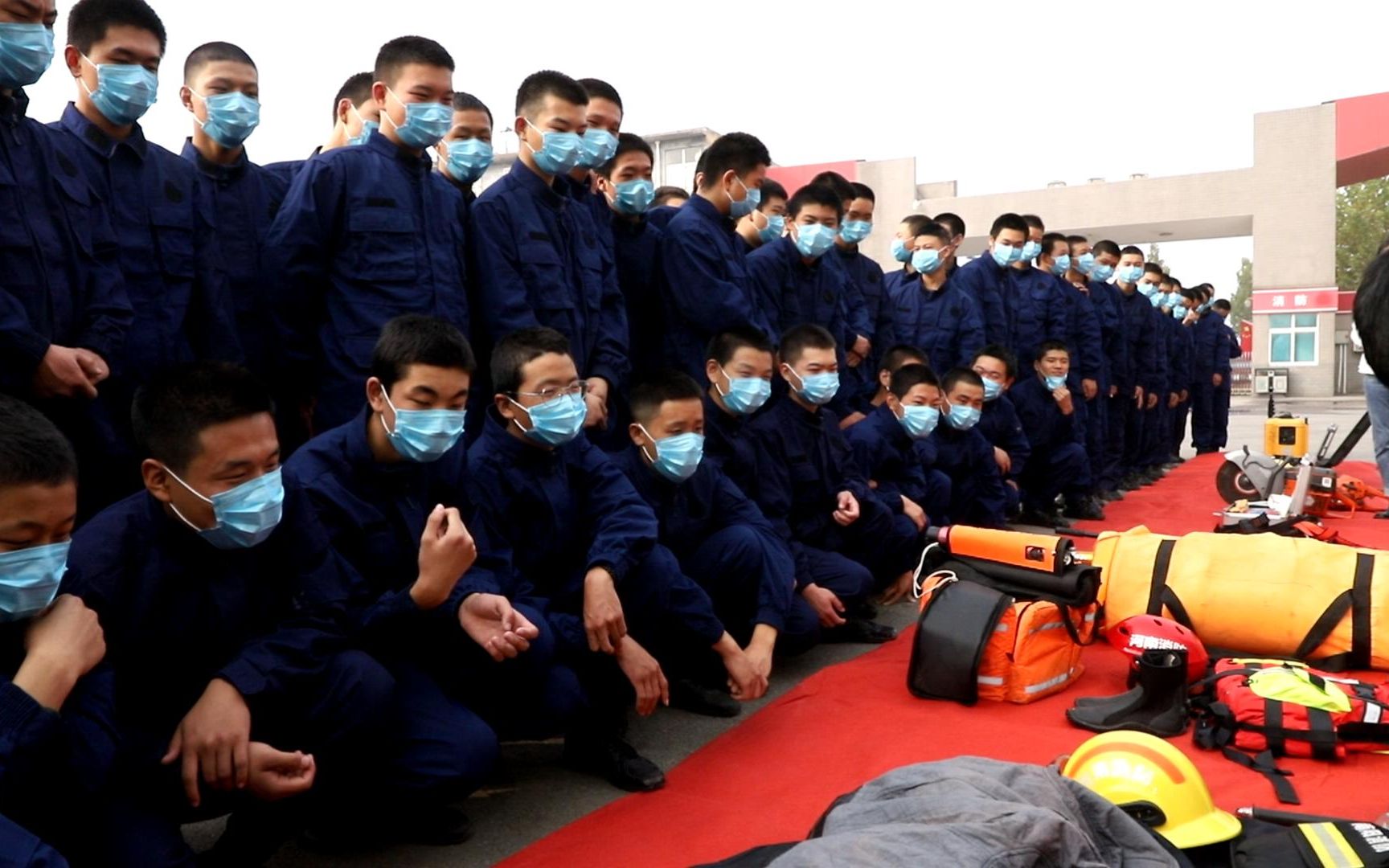 方城县中等职业学校应急救援专业学生: 接受实战培训 提升专业素养