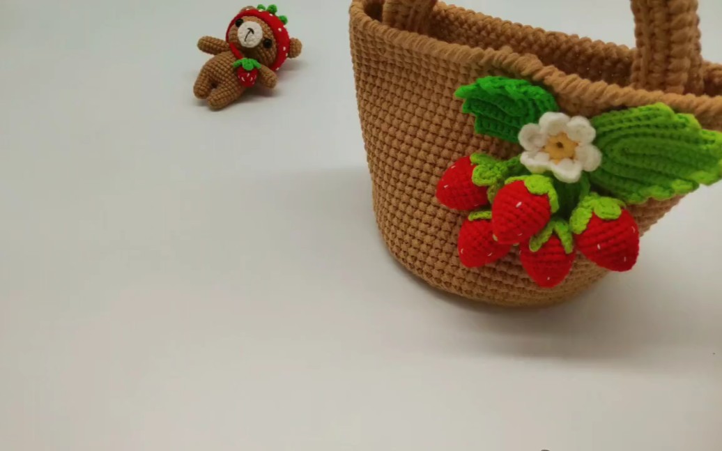 钩针编织田园风草莓包包教程15