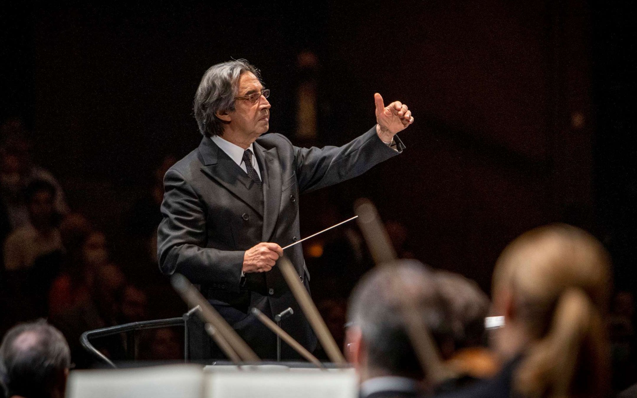 [图]Beethoven's 9th Symphony - Riccardo Muti, Vienna Philharmonic, Salzburg Festival