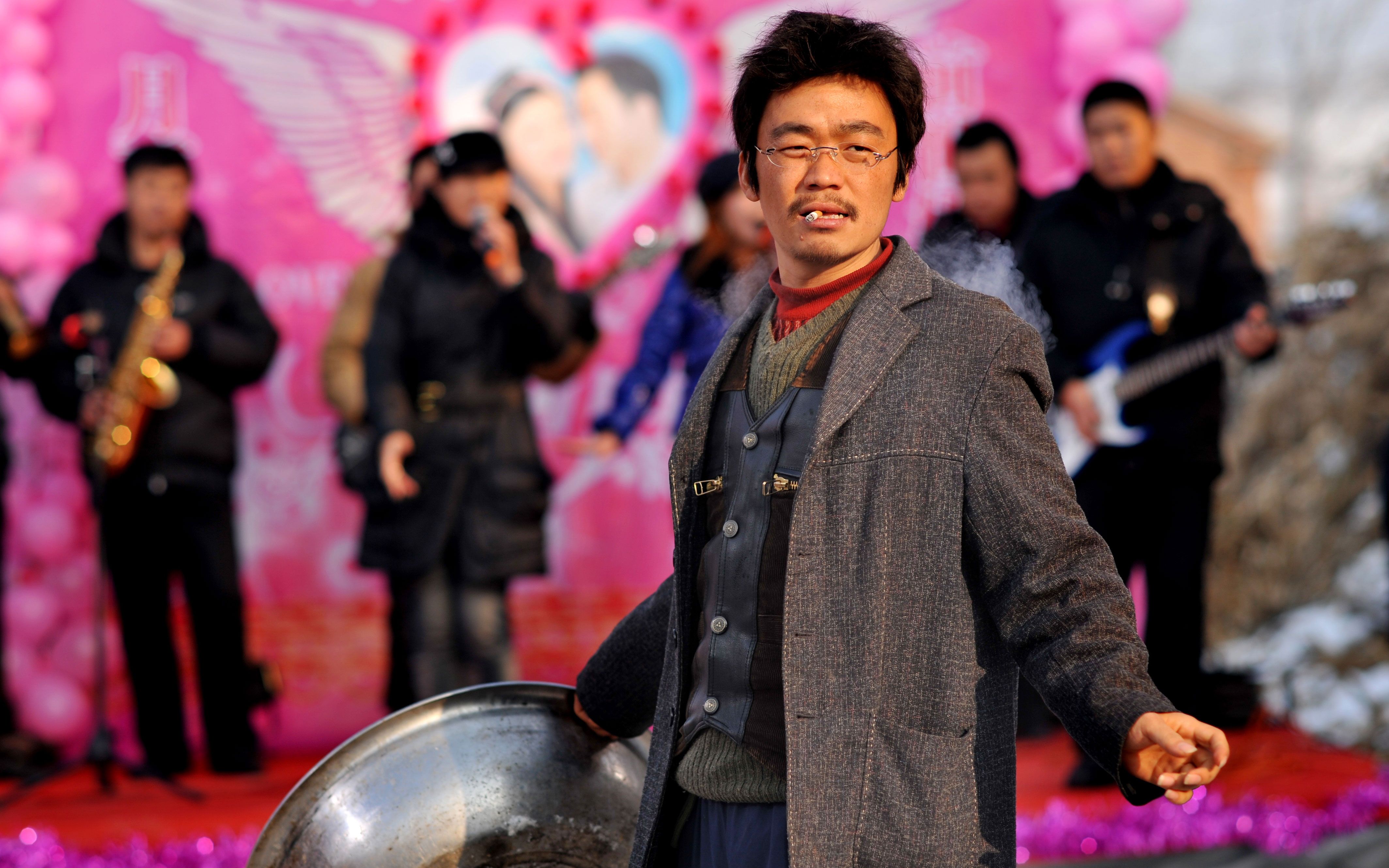 大湿兄dsx解说hello树先生 如果我贫穷无能 我能否在社会中活的有尊严