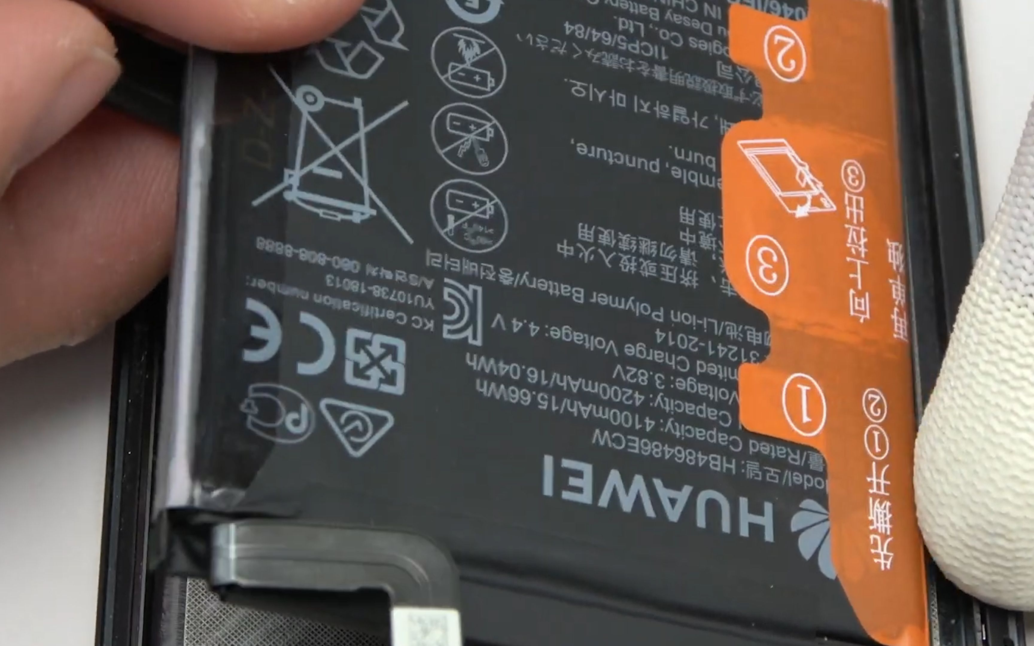 华为mate20pro更换电池演示教程