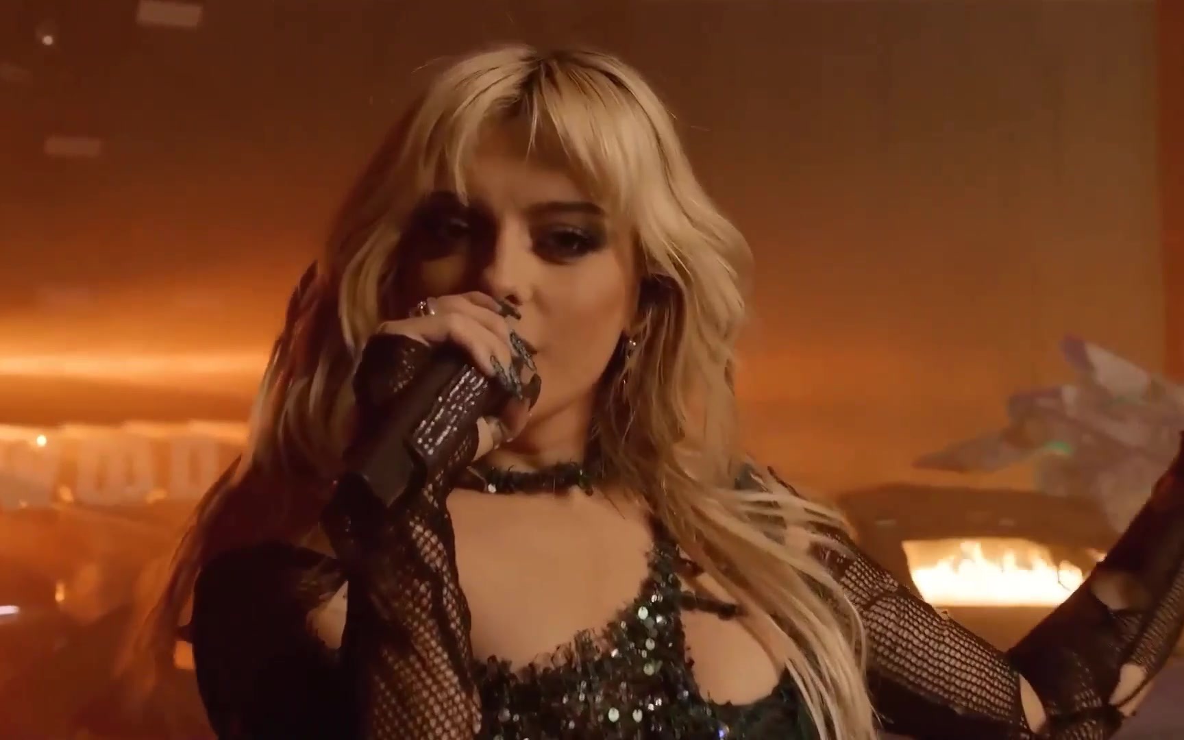 贝贝bebe rexha最新新专辑《better mistakes》演唱会全场!