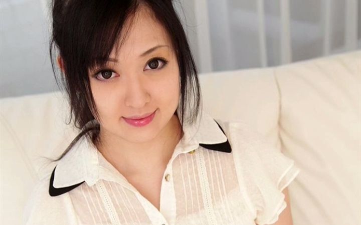 日本偶像艺人“东热蒋欣”小野寺乃亚(小野寺のあ)的白调写真哔哩哔哩bilibili