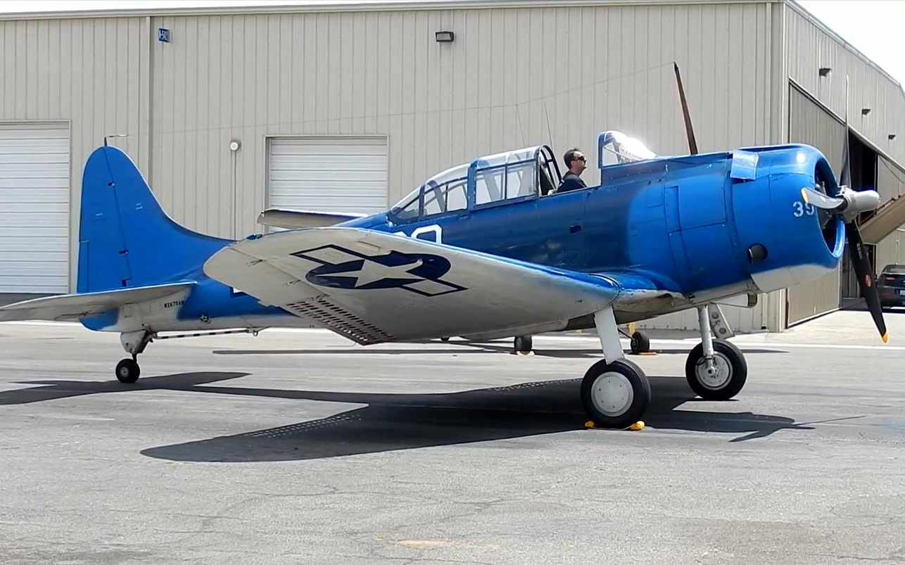 二战名机道格拉斯sbd5无畏式俯冲轰炸机2013