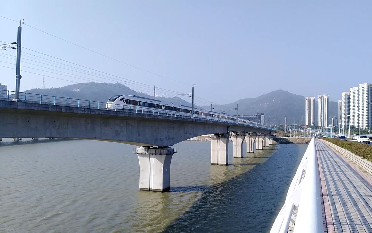 担当c7755次(珠海→珠海长隆)通过昌盛大桥机位_哔哩哔哩_bilibili