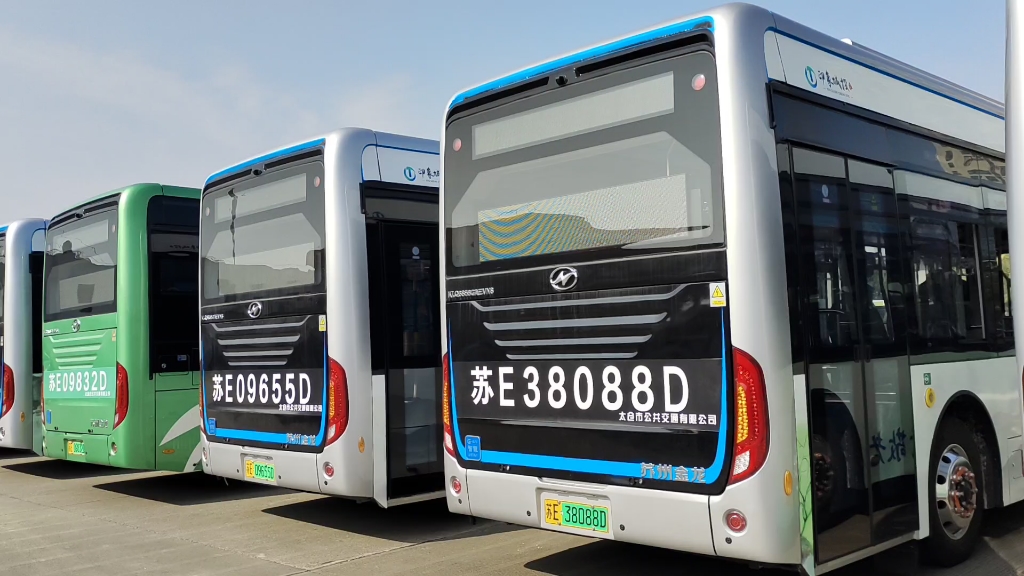 太仓公交部分待上线车