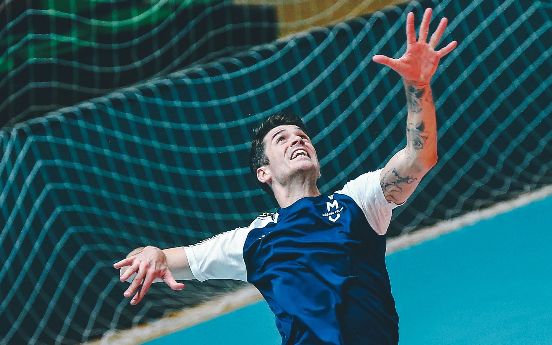 排球优质偶像安德森扣球慢放_哔哩哔哩 (゜-゜)つロ 干杯~-bilibili