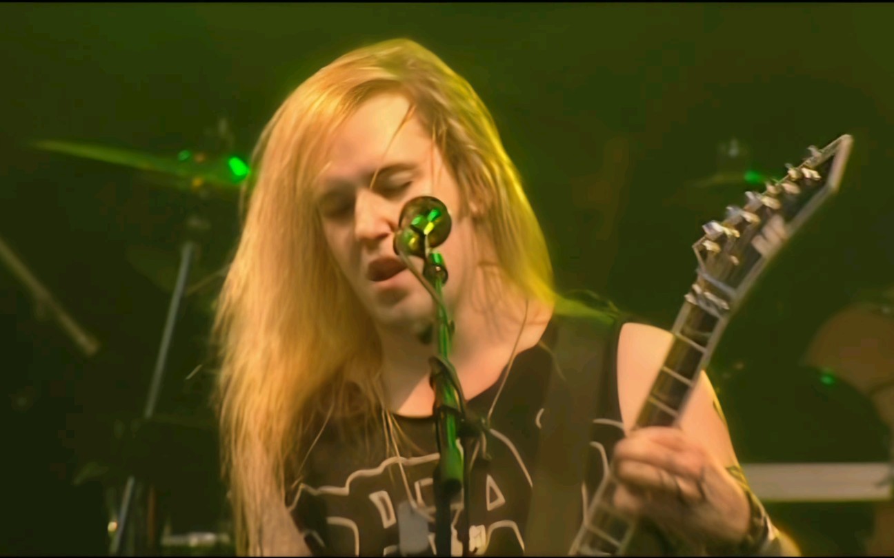 [图][修复 至今最爱的一首]Children Of Bodom | Everytime I Die [Tuska Open Air 2003]