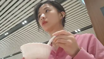 今天放的是《玫瑰花的葬礼》