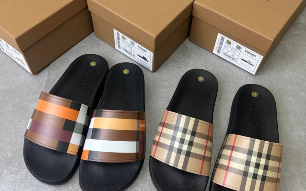 说一下高仿巴宝莉春夏新款情侣格纹拖鞋bur经典格纹拖鞋