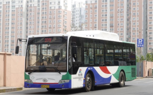 【青岛公交210路上行】青岛公交一汽解放客车ca6110urn81【都市名模】