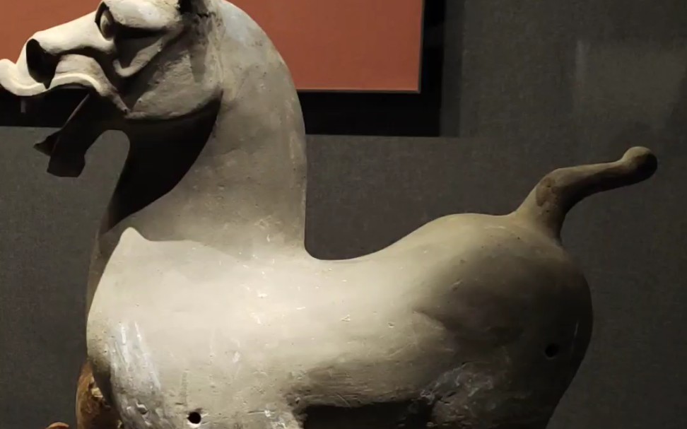 南阳市博物馆的汉代小陶马