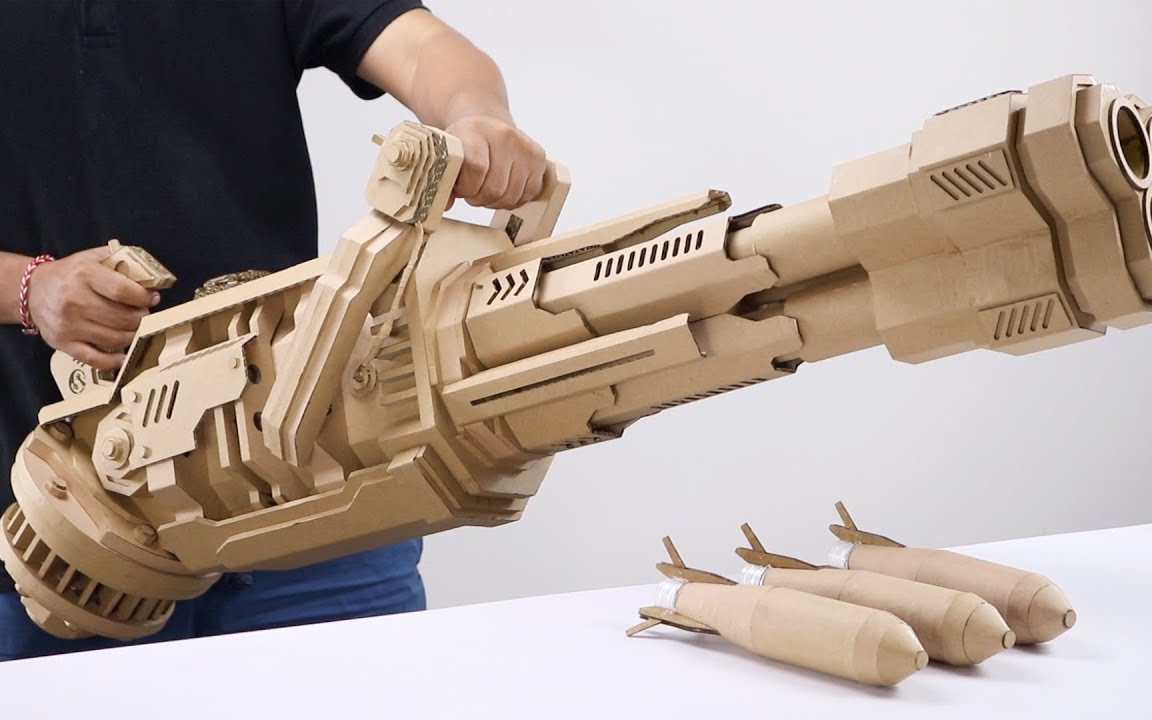 超千兆发射器 | 令人惊叹的 diy 纸板工艺品