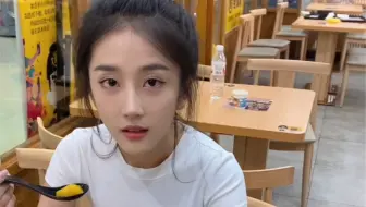 我二舅给我介绍的，