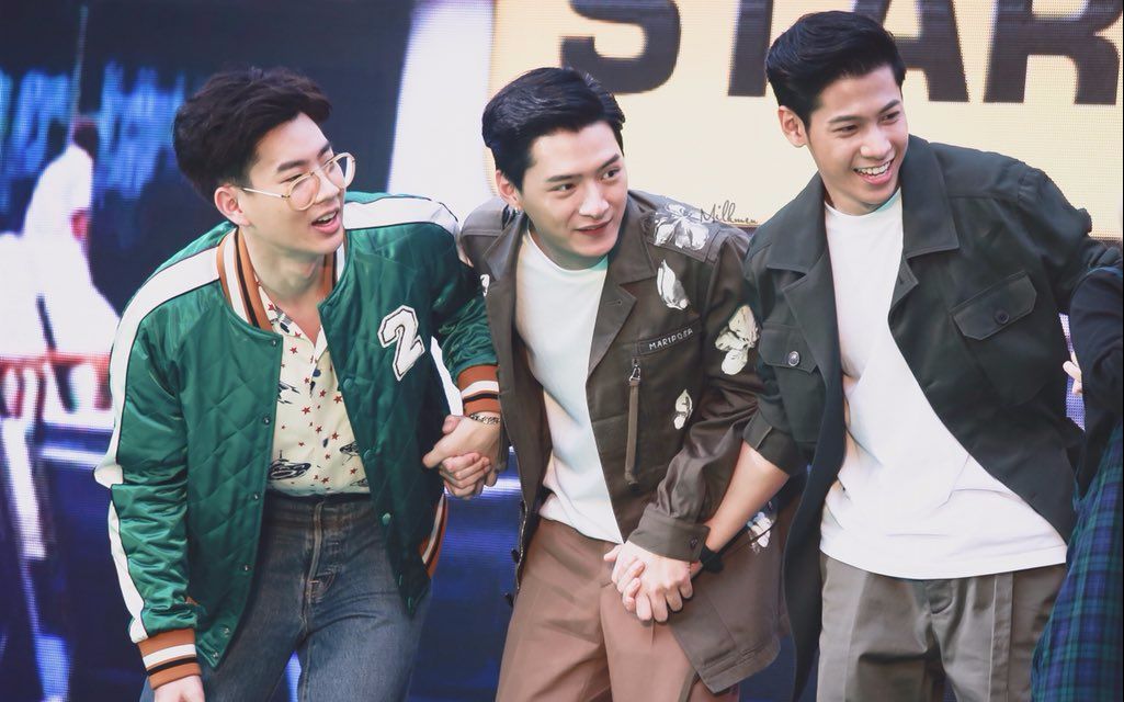 [图]《一年生S》SingtoKrist OffGun TawanNew Hard rock cafe siam square 2018.02.19