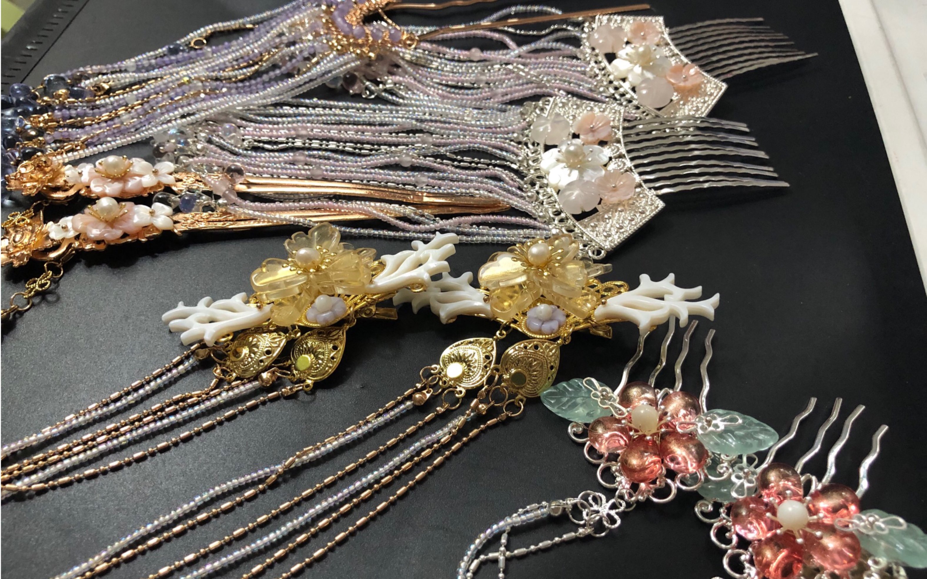 「出发簪」有付邮送!华丽系流苏狂魔蝶贝发梳发簪钗 汉服配饰头饰