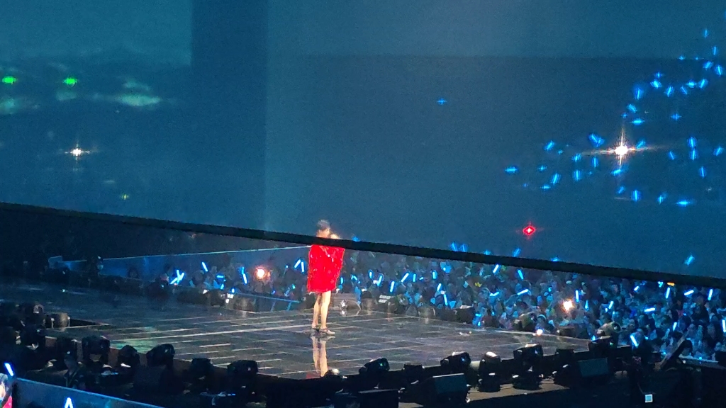 李宇春周末愉快演唱会宁波站《潮水凶猛》潮门!