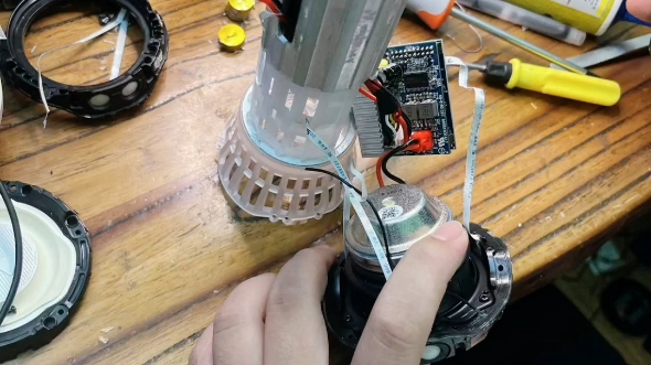 jbl脉动3脉动4不开机不充电外壳破裂破音换电池蓝牙断连维护维修