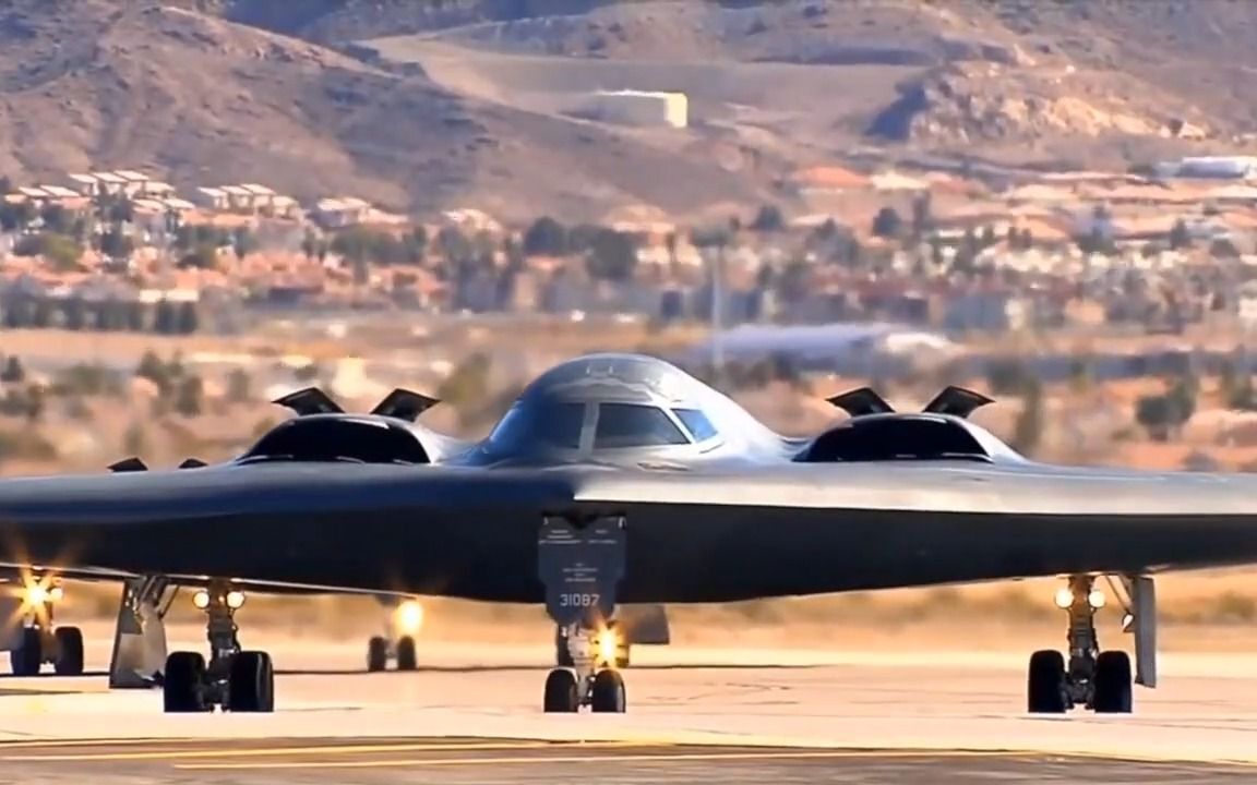 美国秘密的下一代隐形轰炸机 b-21掠夺者