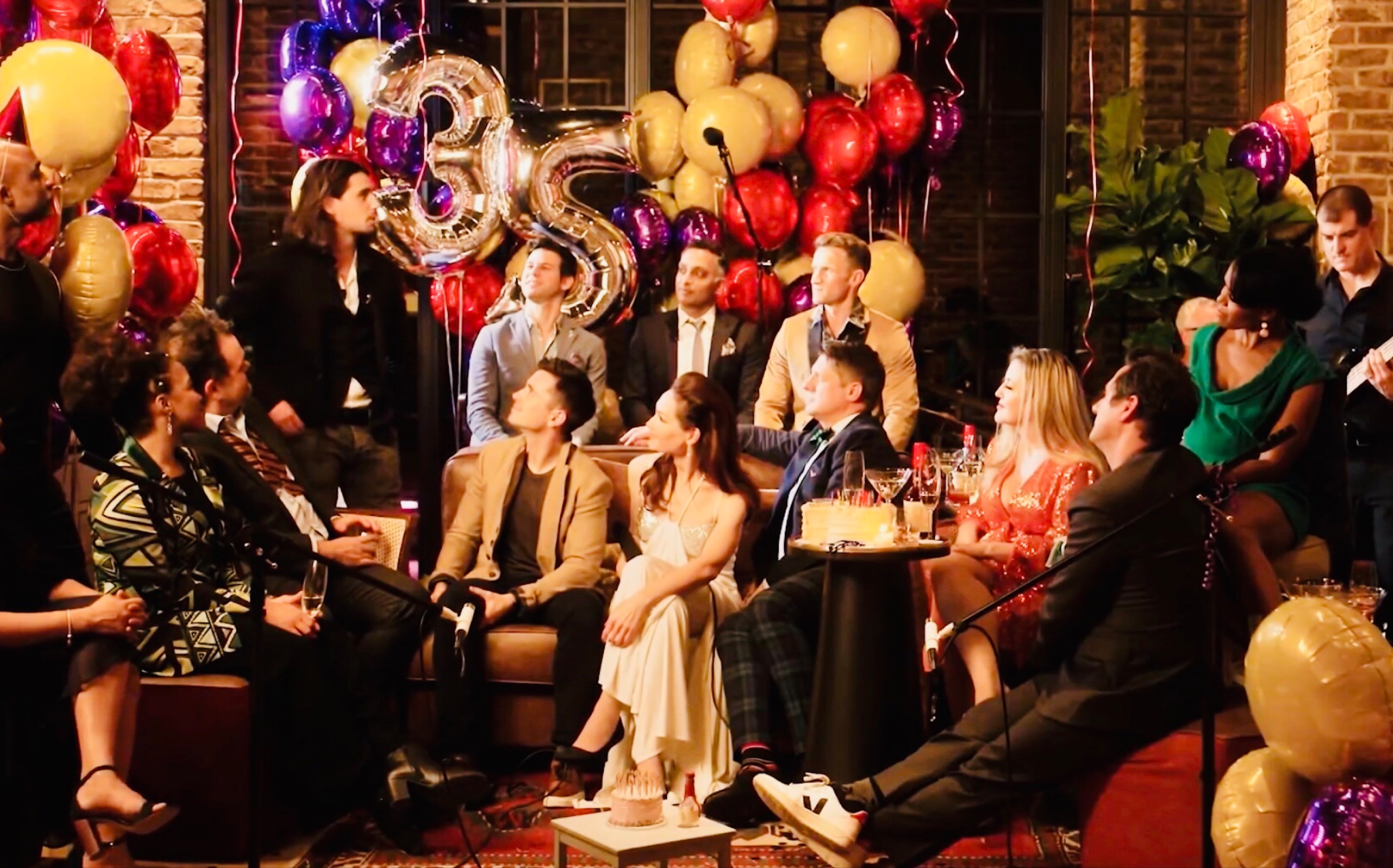 【音乐剧】超欢乐!百老汇性转版company最新表演_哔哩哔哩_bilibili