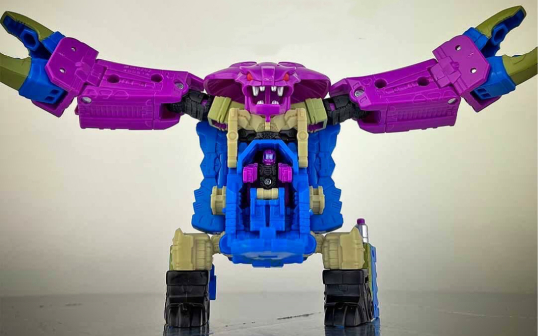 g1毒蝎 狂派少年头领战士 变形金刚target限定塔吉特对决四人套蝰蛇