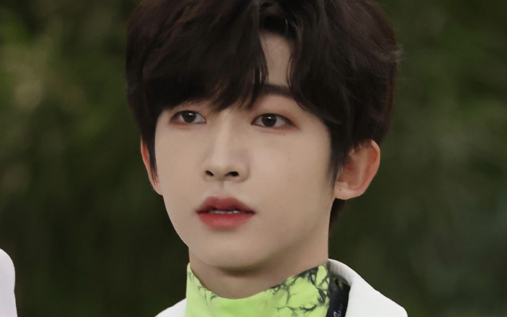 刘宇林墨模仿还珠格格,刘宇林墨模仿紫薇小燕子,这下是真的大岛格格了