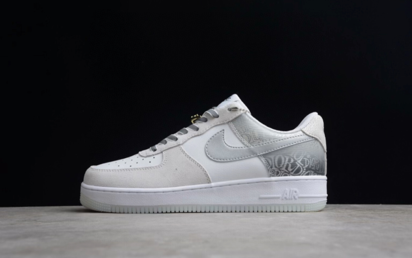 耐克 nike air force 1 ess 太空银反光空军一号低帮休闲鞋 货号da