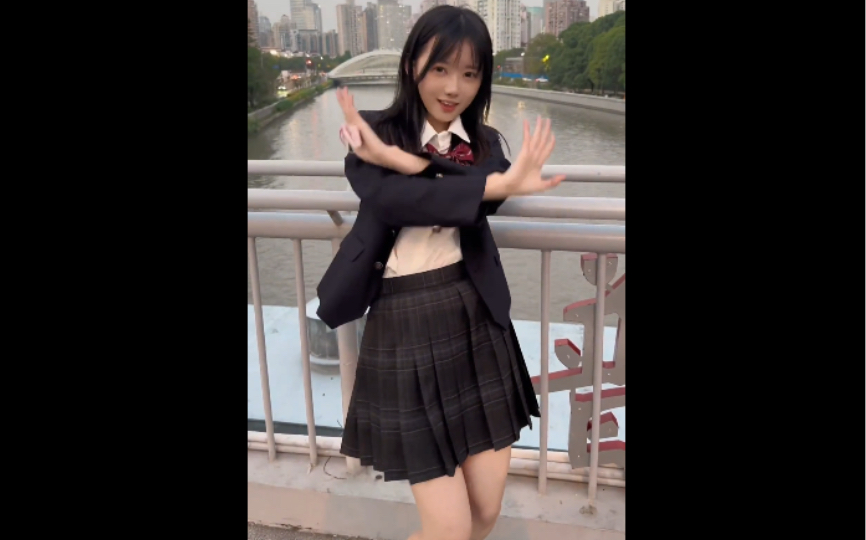 凛子同学抖音合集,秒变搞笑女(狗头)