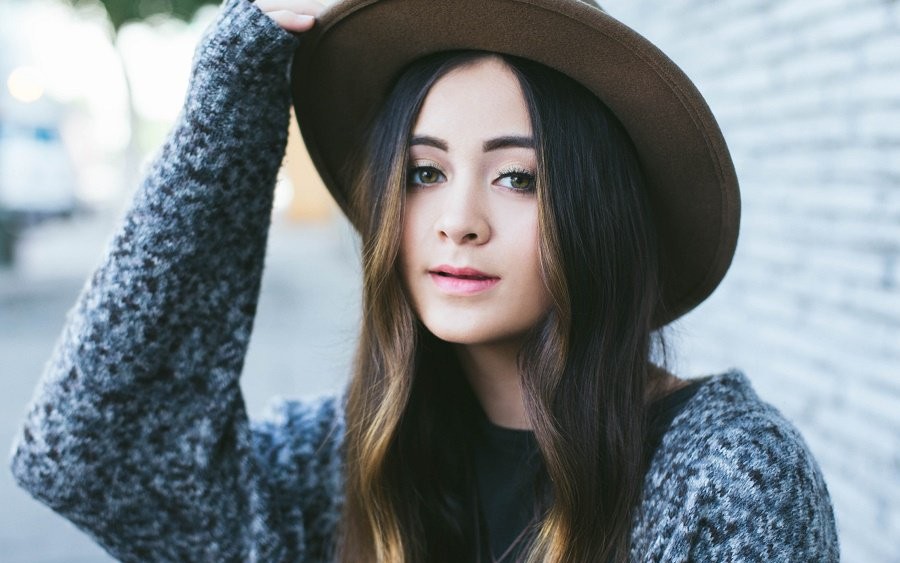 【jasminethompson】00后混血美女翻唱 《7 years》开口跪