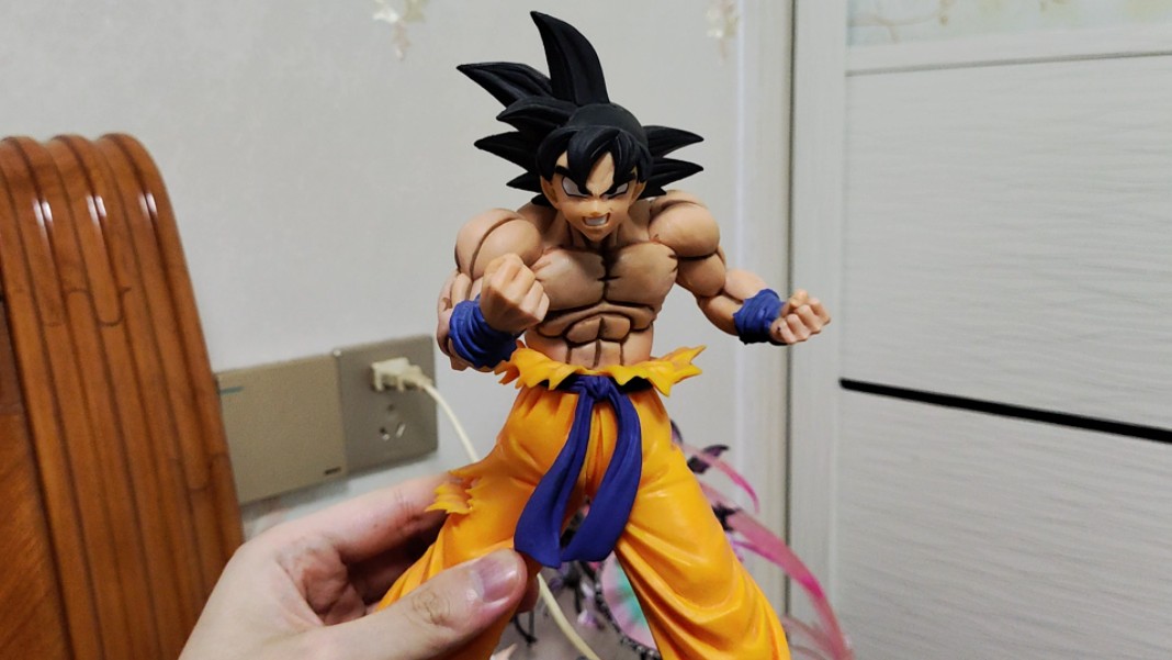 祖国版 龙珠手办 老物 肌肉悟空