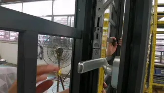 门窗安全是门窗人必须正视的问题，安全限位器，你觉得有帮助吗？