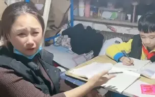 Tải video: 妈妈因孩子作业写得慢被气哭：都让他抄了，还写到11点！