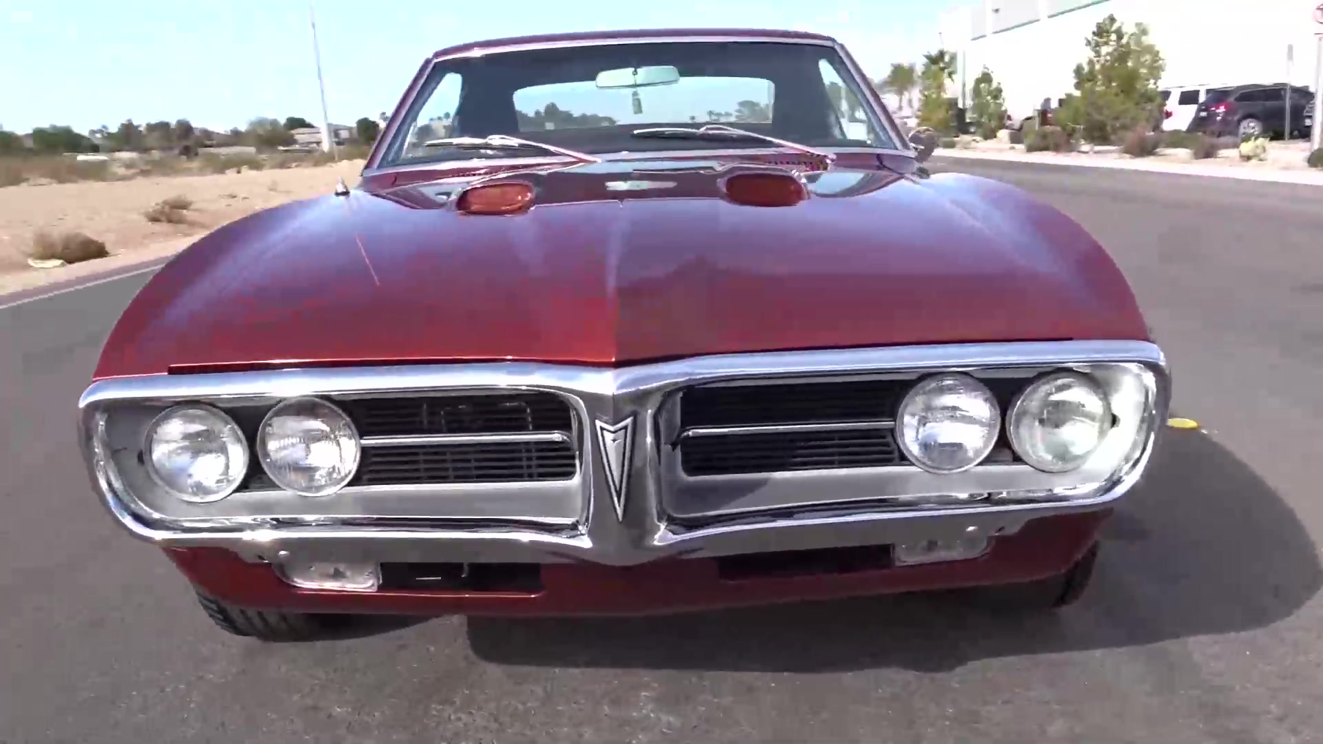 经典车型庞蒂亚克火鸟1967