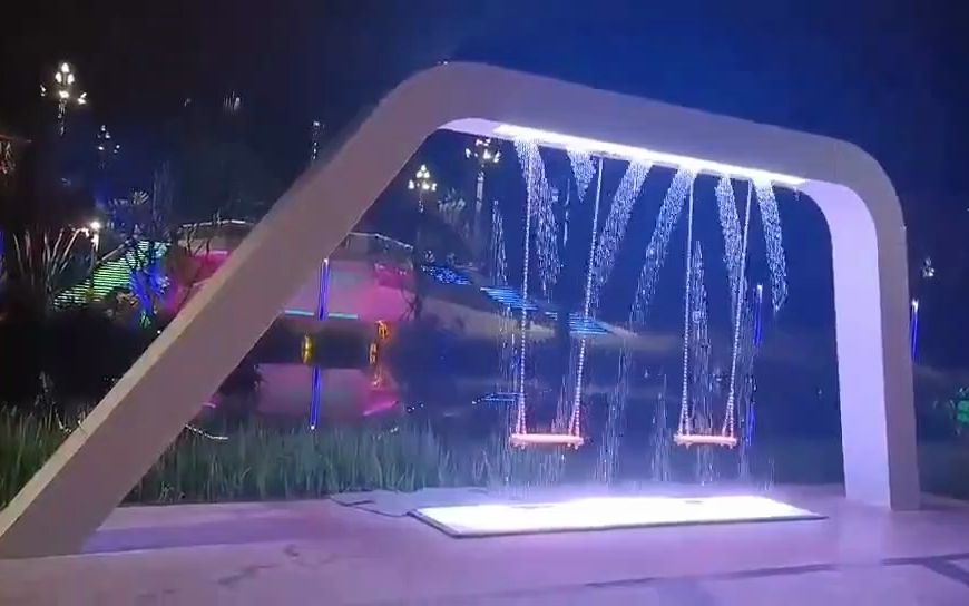 水幕秋千水帘秋千网红秋千定制设计项目!
