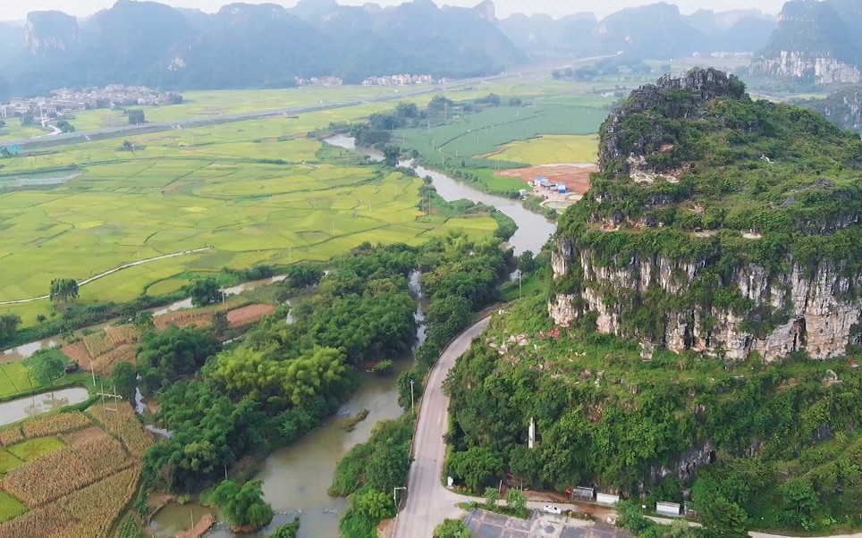 航拍上林县三里镇汇水桥 大疆无人机air