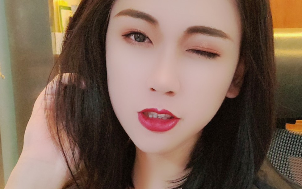 颖琪～今天生日～嗨丝福利